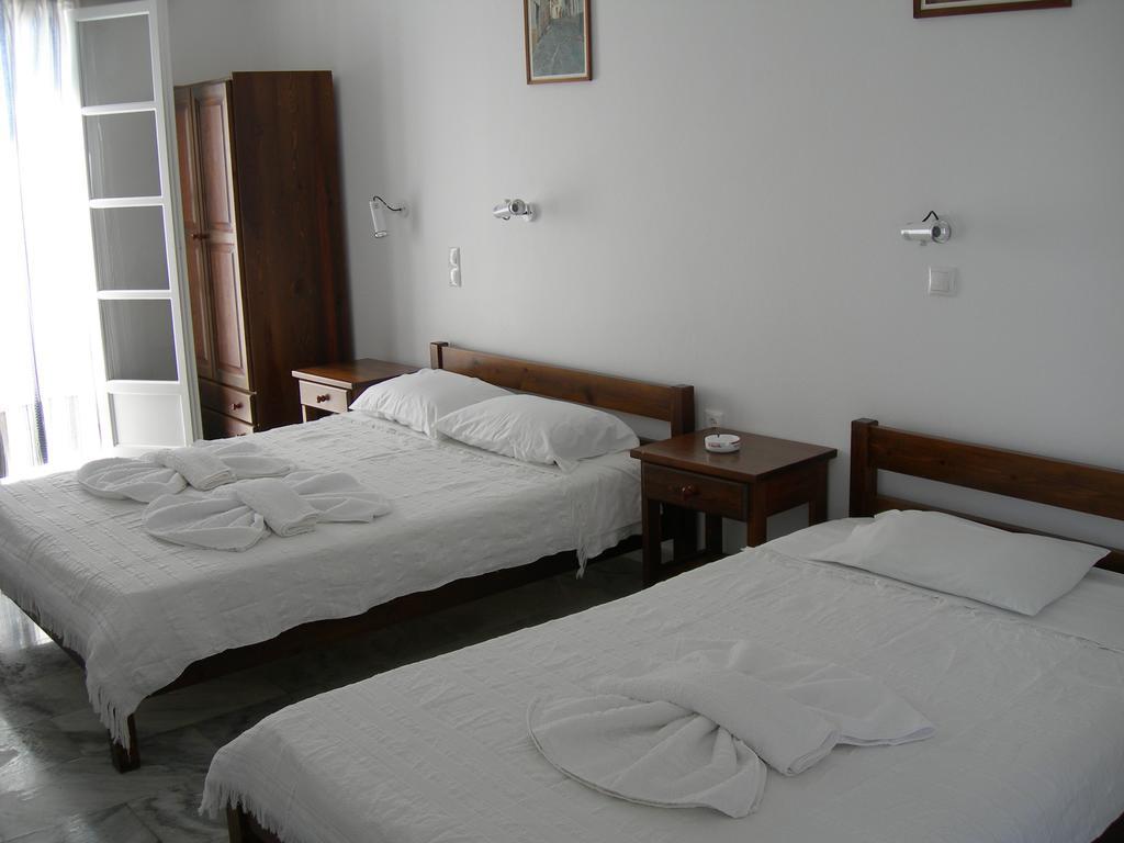 Bizas Rooms & Studios Páros Værelse billede